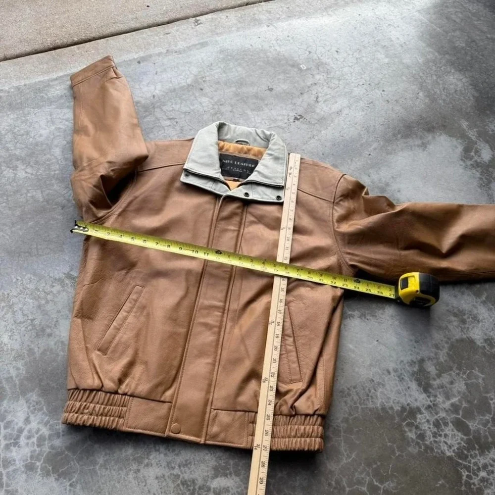 Vintage 90's brown and white leather boxy fit zip up jacket